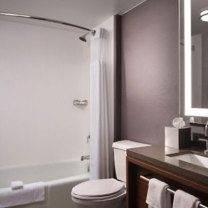 Zimmer mit Queensize-Bett